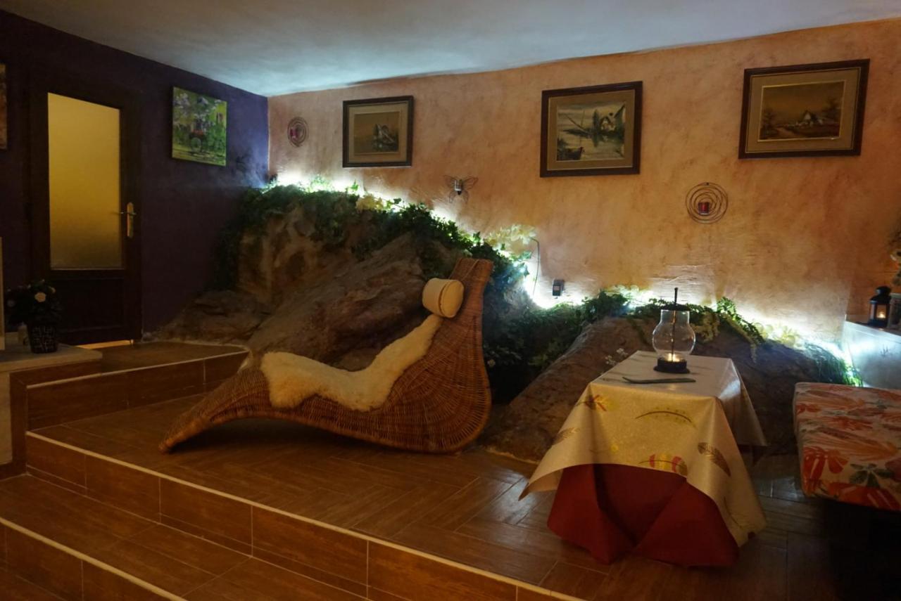 Hotel Lantica roccia Manzanares El Real Esterno foto