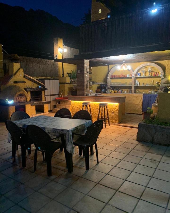 Hotel Lantica roccia Manzanares El Real Esterno foto