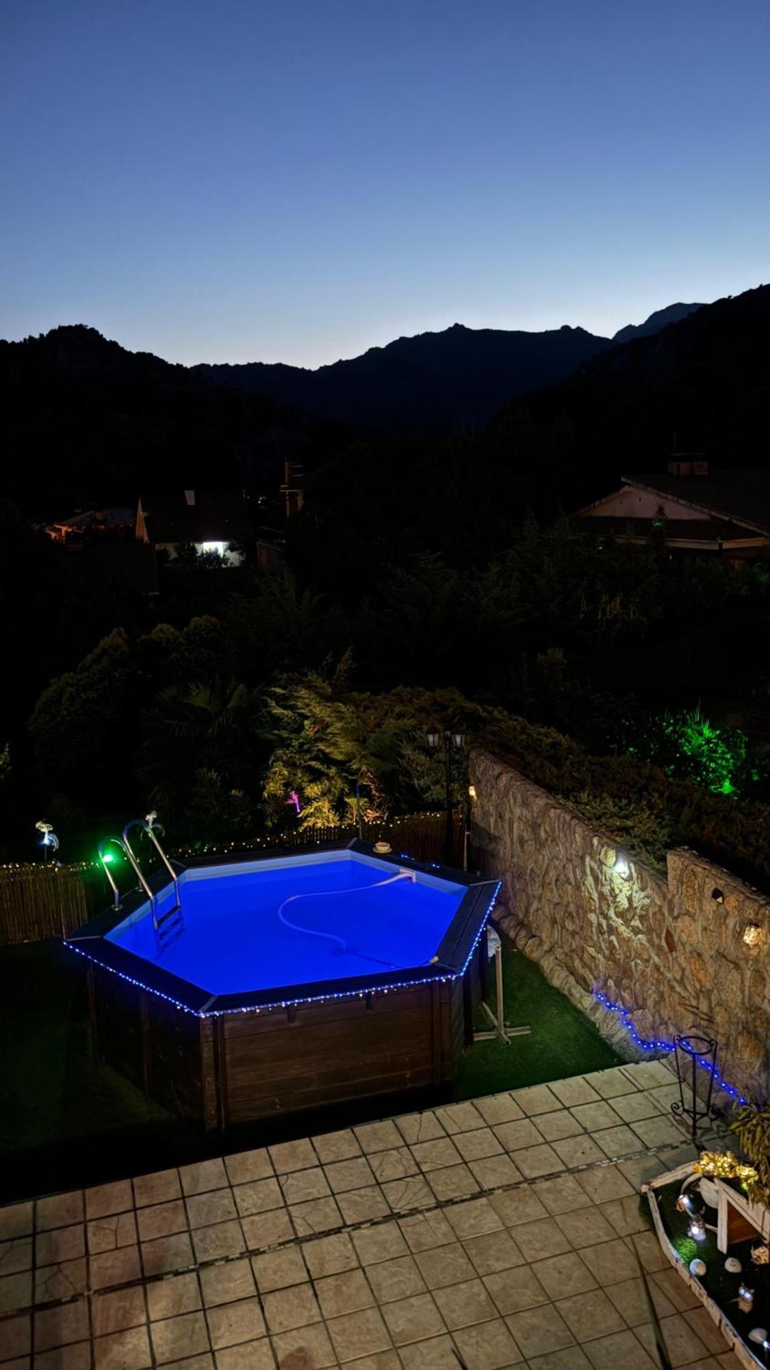 Hotel Lantica roccia Manzanares El Real Esterno foto